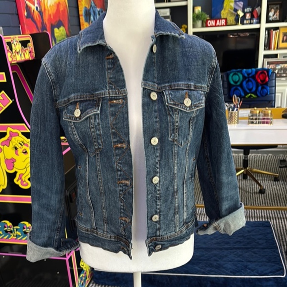 Old Navy Classic Darker Rinse Denim Jacket